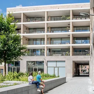 https://staark.brusselshotelsbook.com