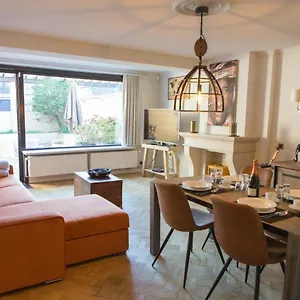 Gelegen Gezellig Met Groot Terras Appartement