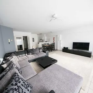https://renovated-apartment-in-antwerp-city-center.brusselshotelsbook.com